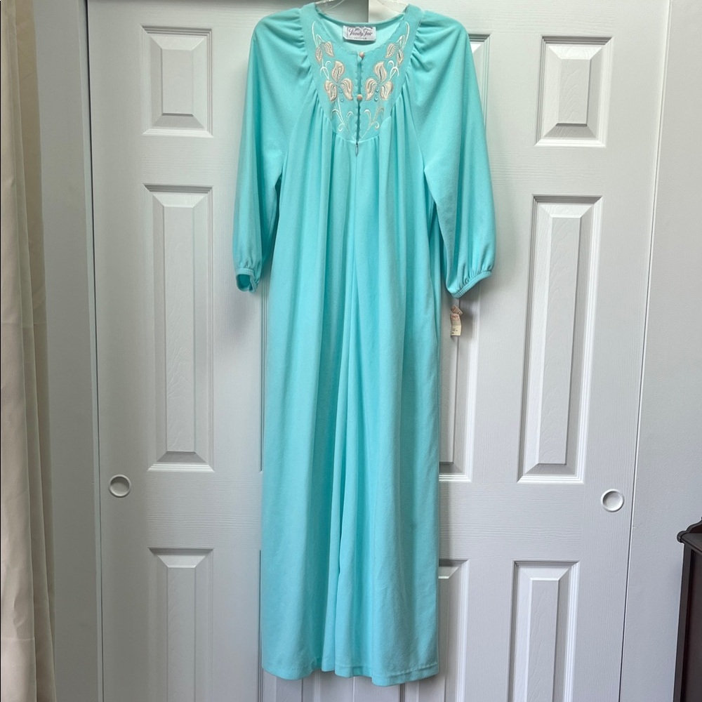 Vintage, Vanity Fair, NWT, Bathrobe